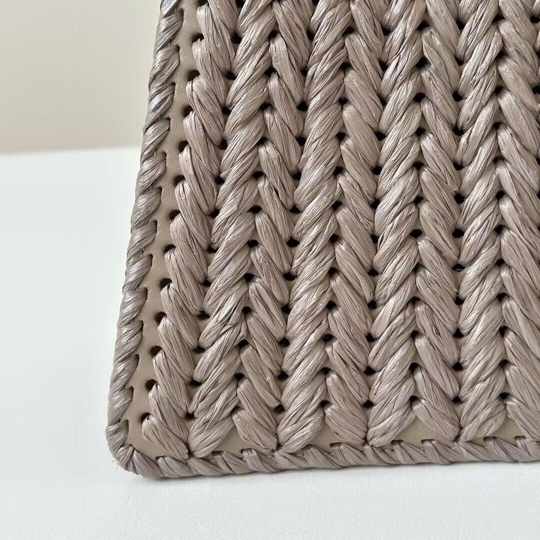 Fendi Peekaboo Iseeu 27x11×20cm