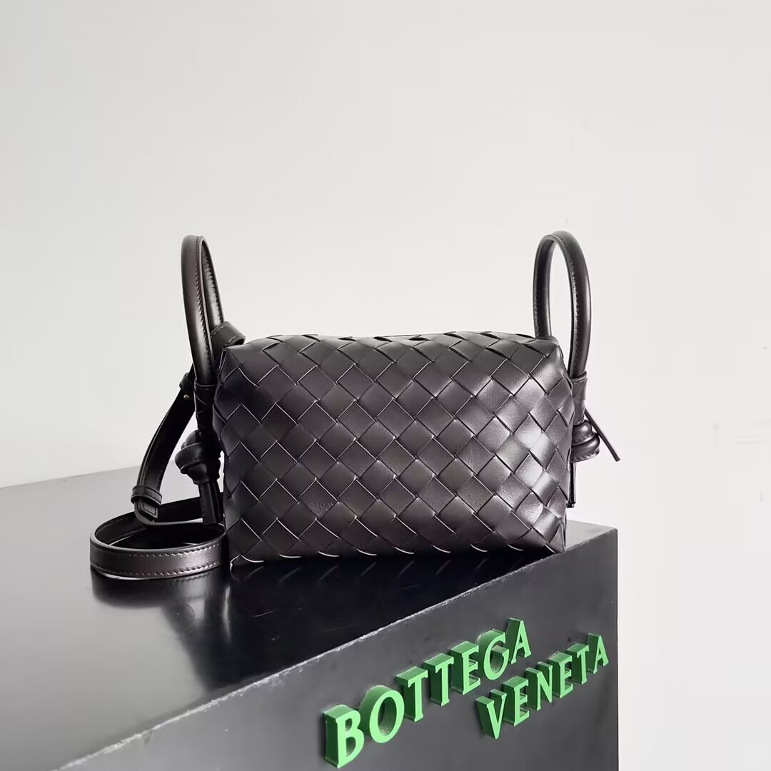 Bottega Veneta Small Loop Cross-Body Bag 17x10x6cm