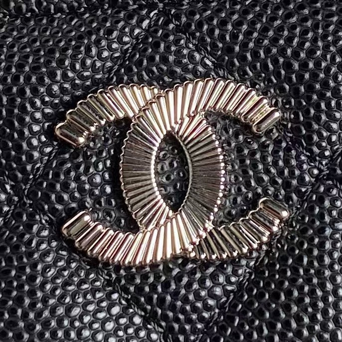 CHANEL with chain 14×18×3cm