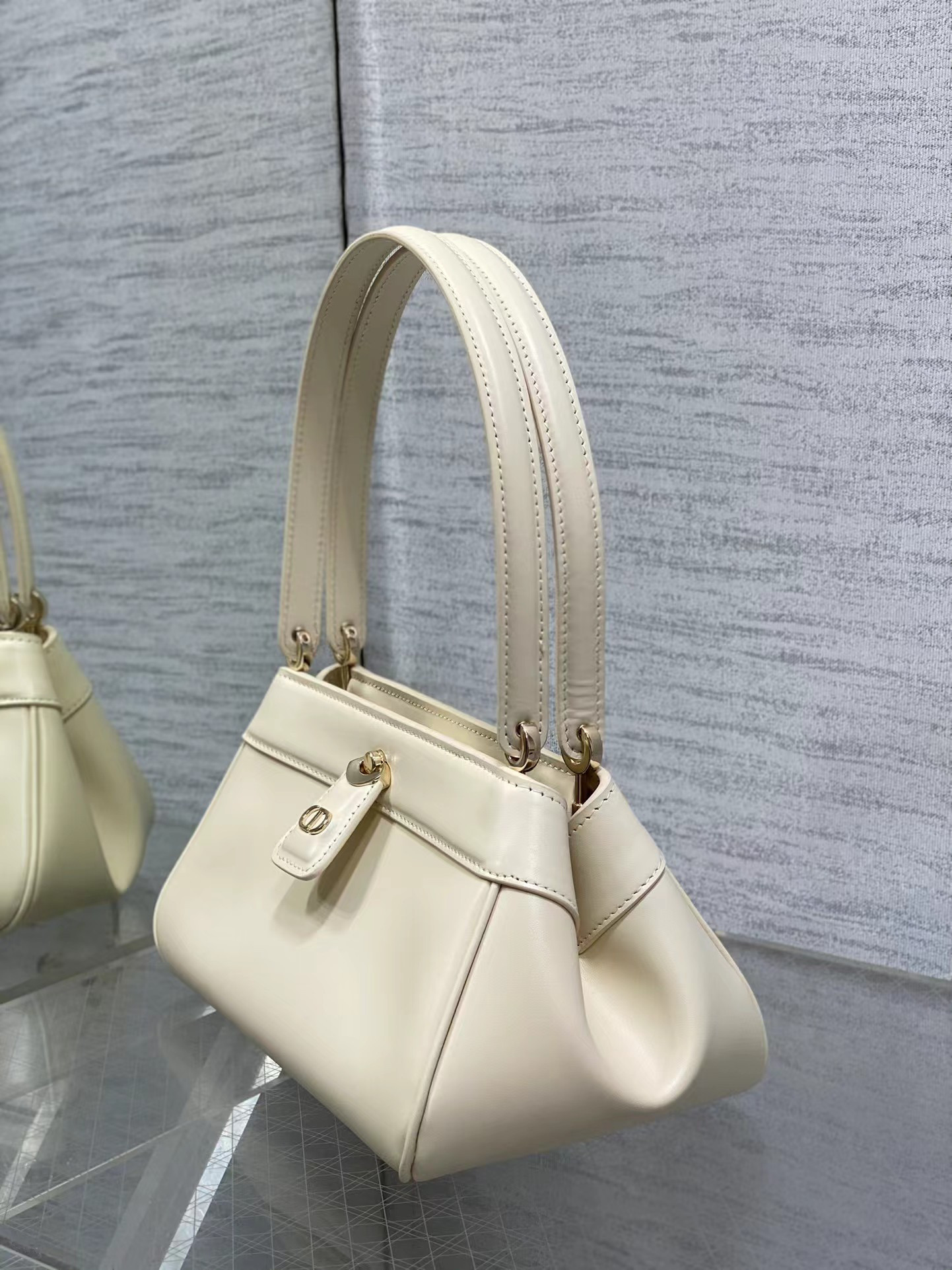 Dior Medium key bag 27 x 16.5 x 13.5cm