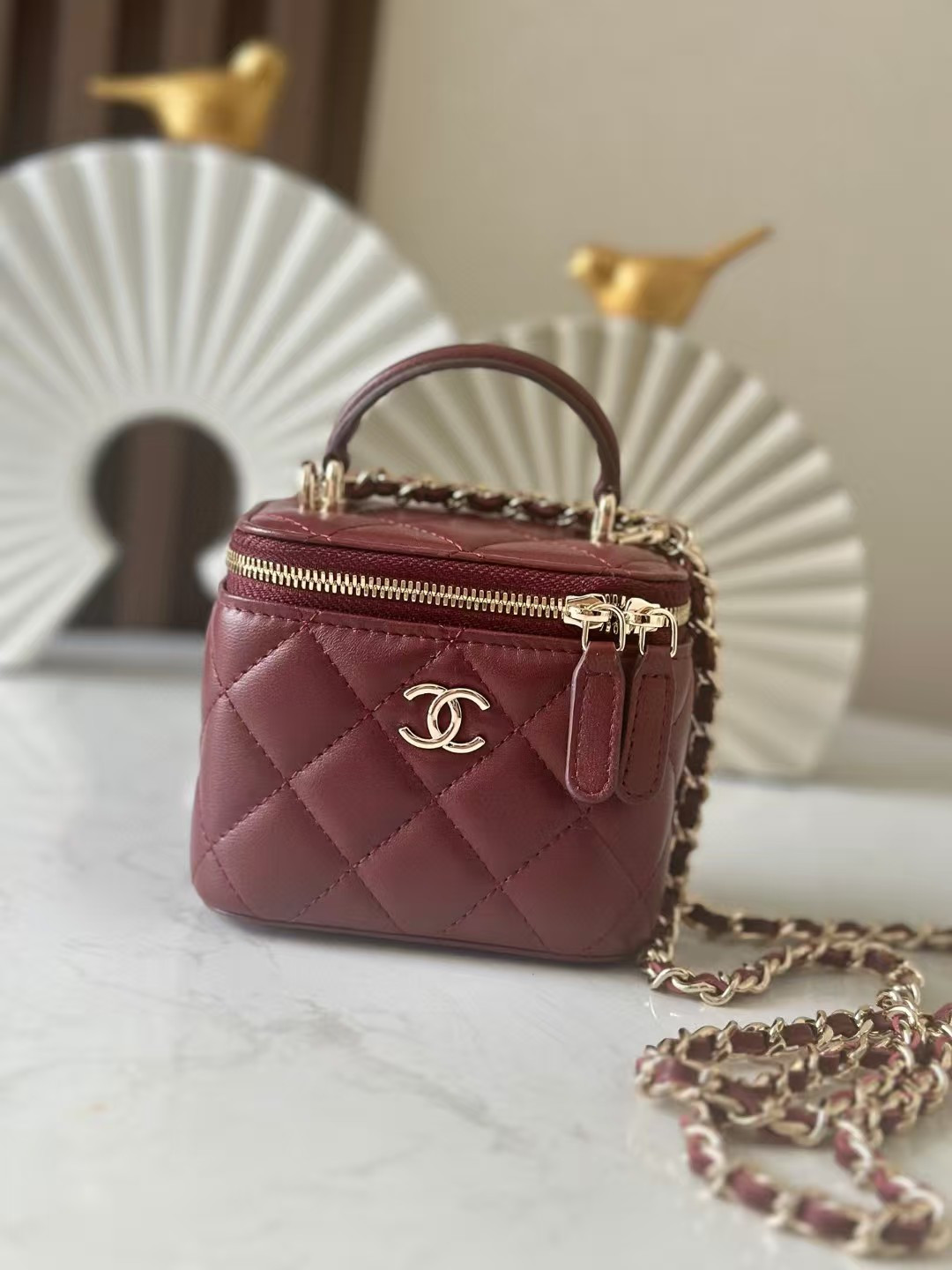 Chanel Classic Top Handle Vanity Case with Chain 10x7x9cm