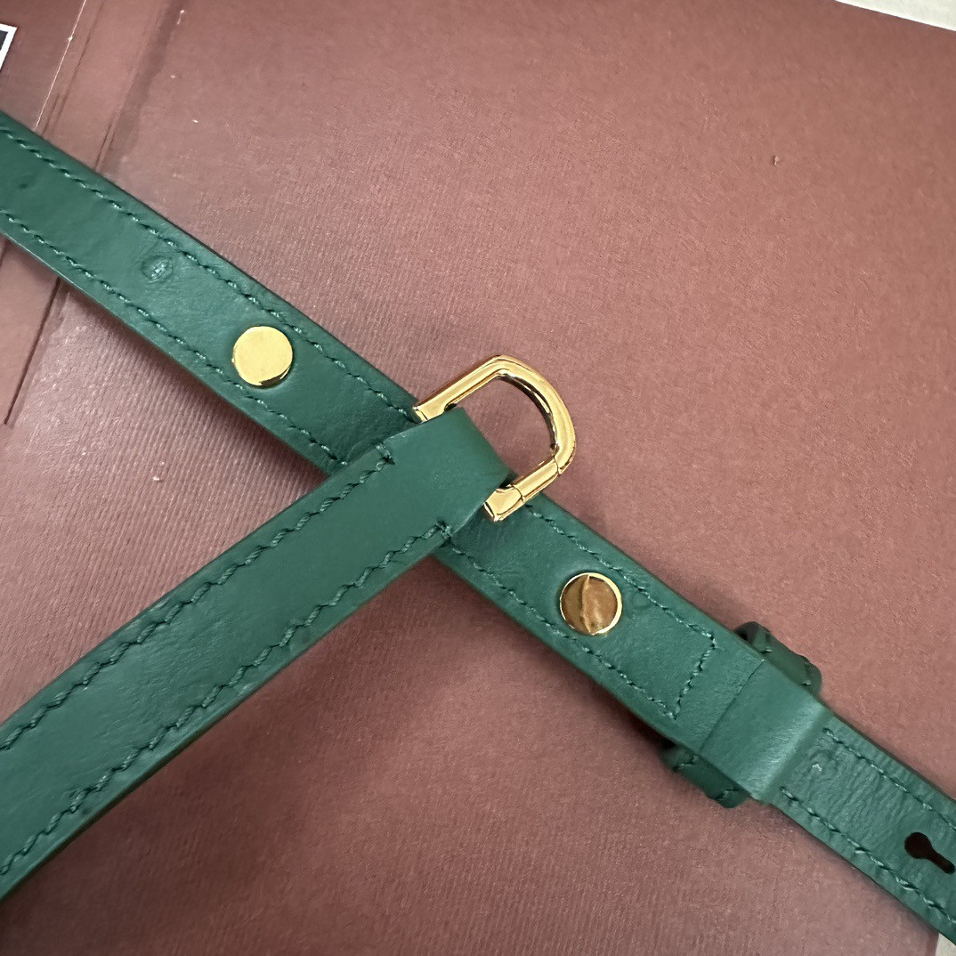 Loro Piana Extra Pocket L19 Ostrich-grained Leather 11x19x6.5cm