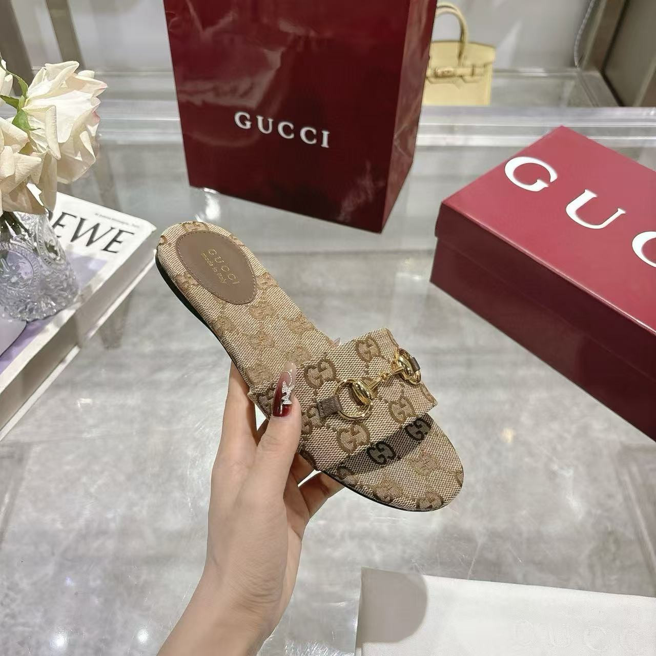 UA Gucci GG Canvas Siaga Slide Sandals