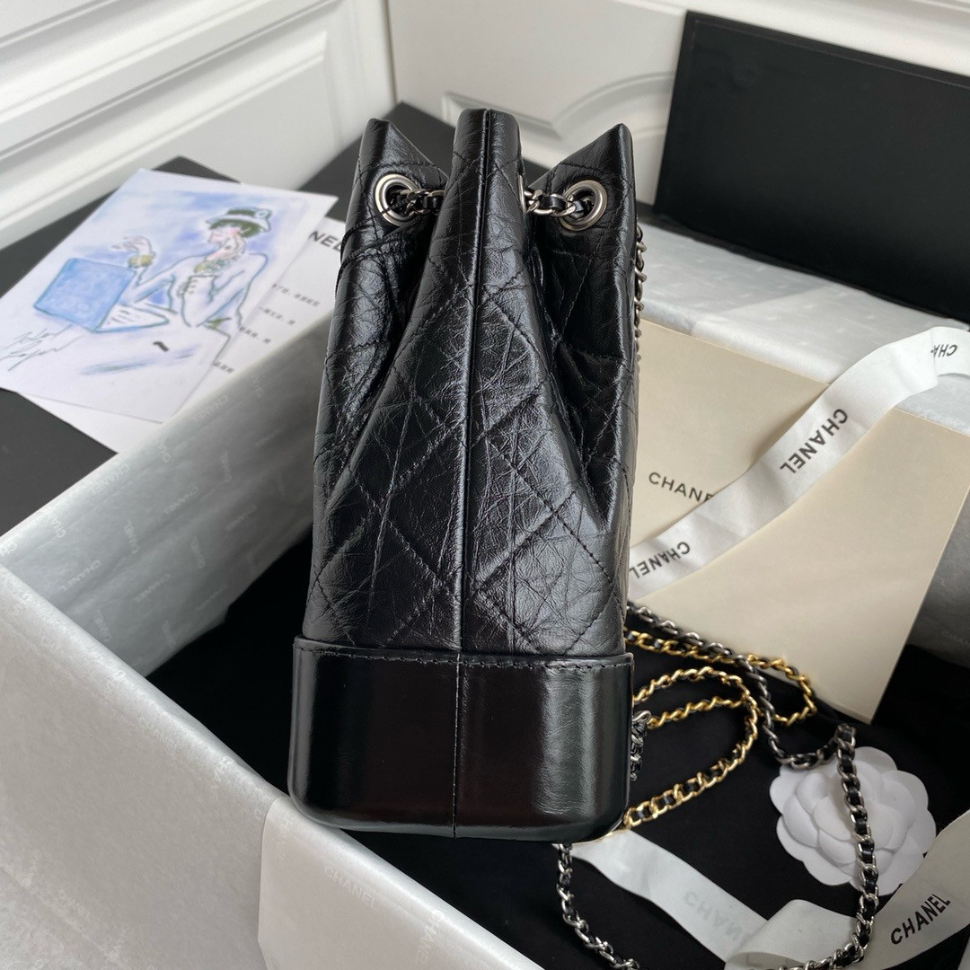 Chanel Gabrielle backpack 23x22.5x10.5cm