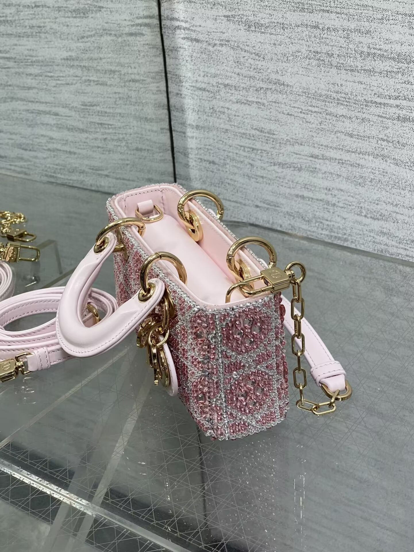 Dior Lady D-Joy Micro Bag 16 x 9 x 5 cm