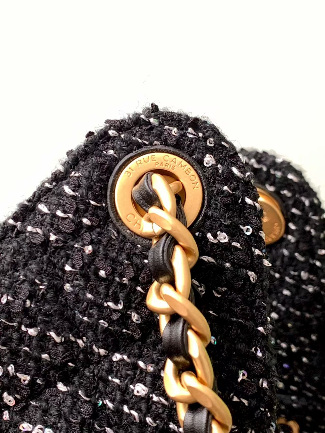 Chanel 25 Bucket Tweed Bag 26x30x14cm