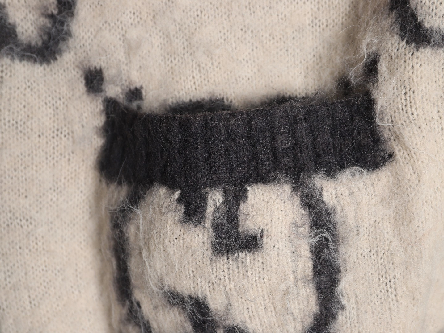 Gucci 24ss Cardigan Sweaters