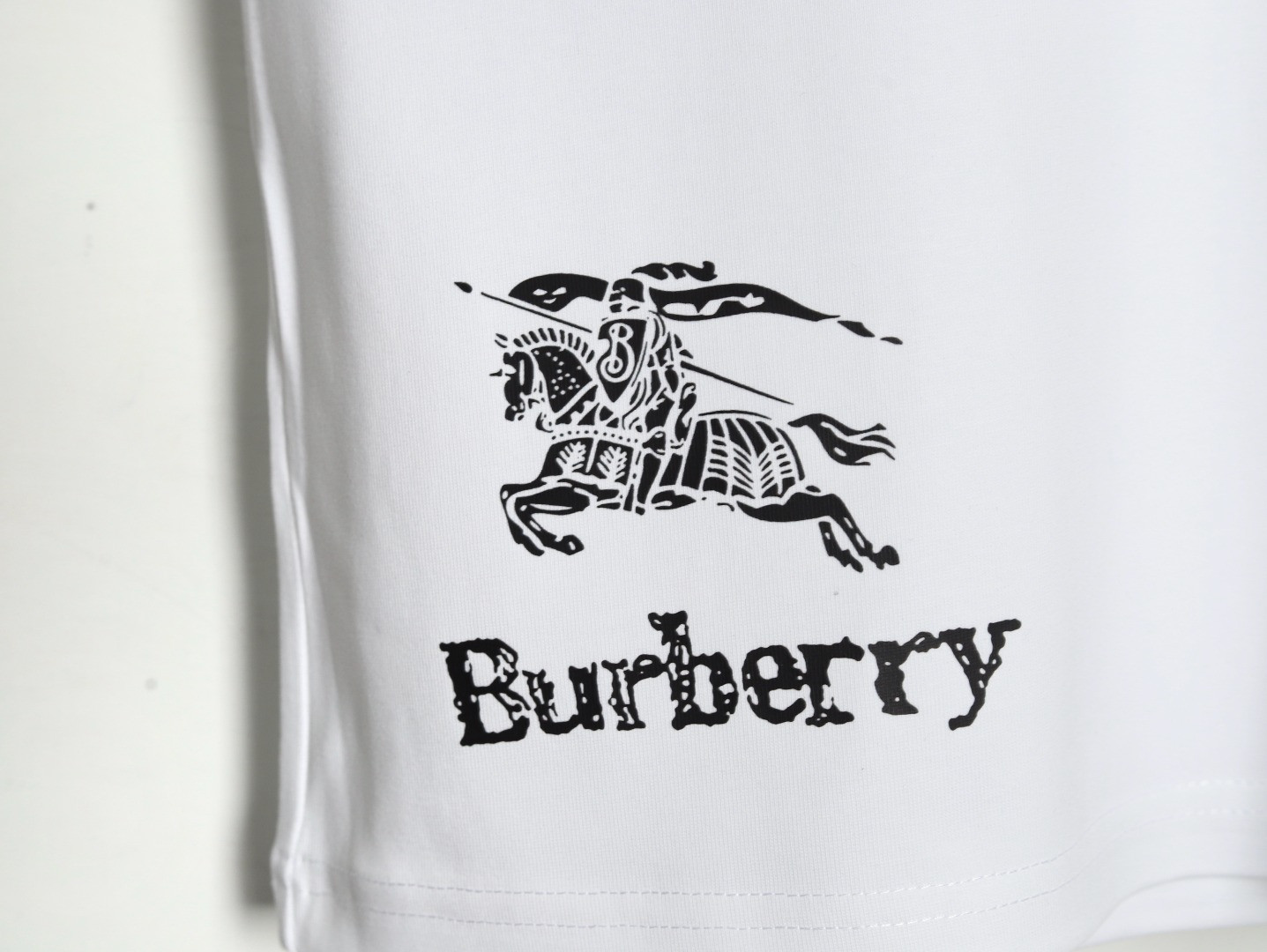Burberry 25ss Short-sleeved T-shirt