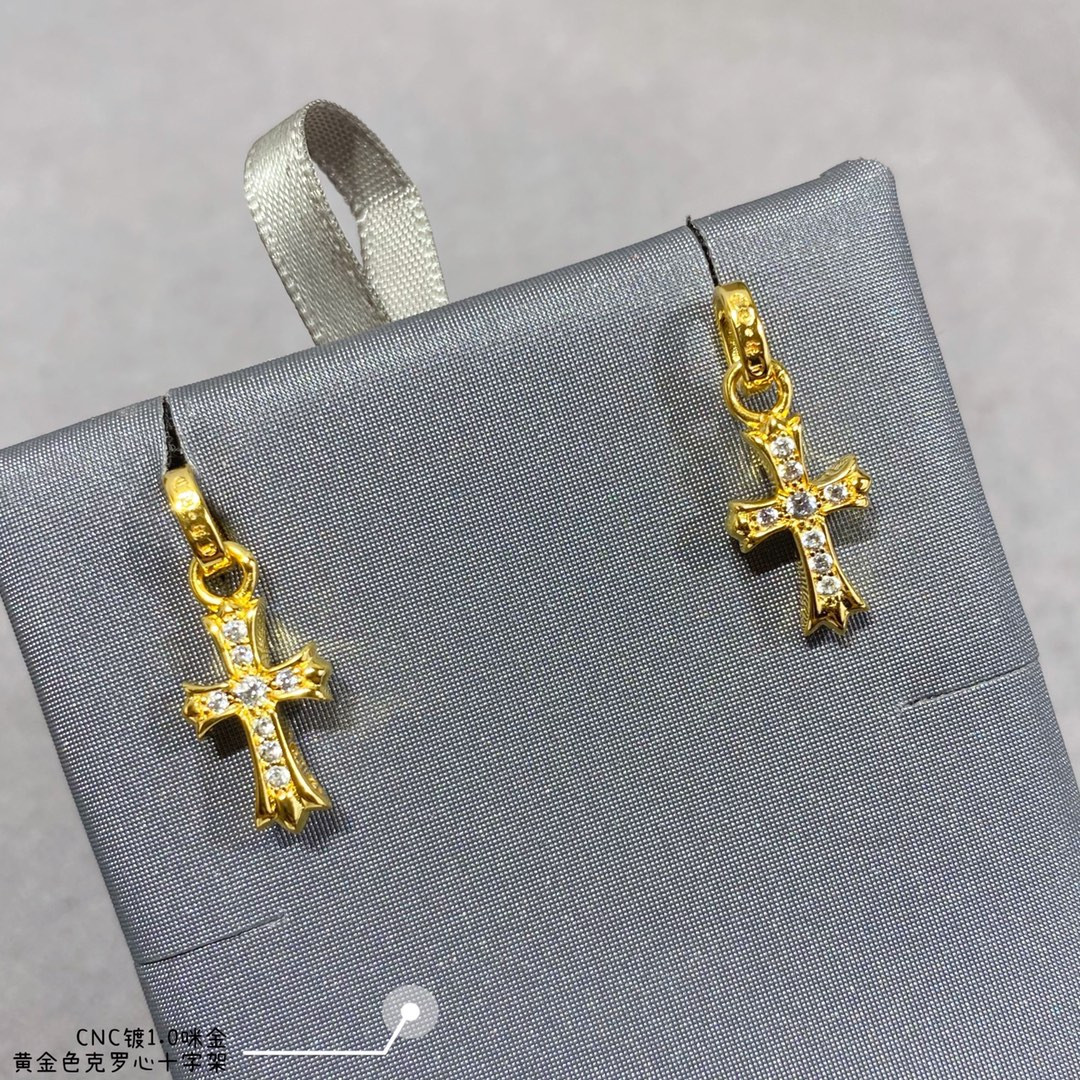 Ch*0me He**ts cross earrings