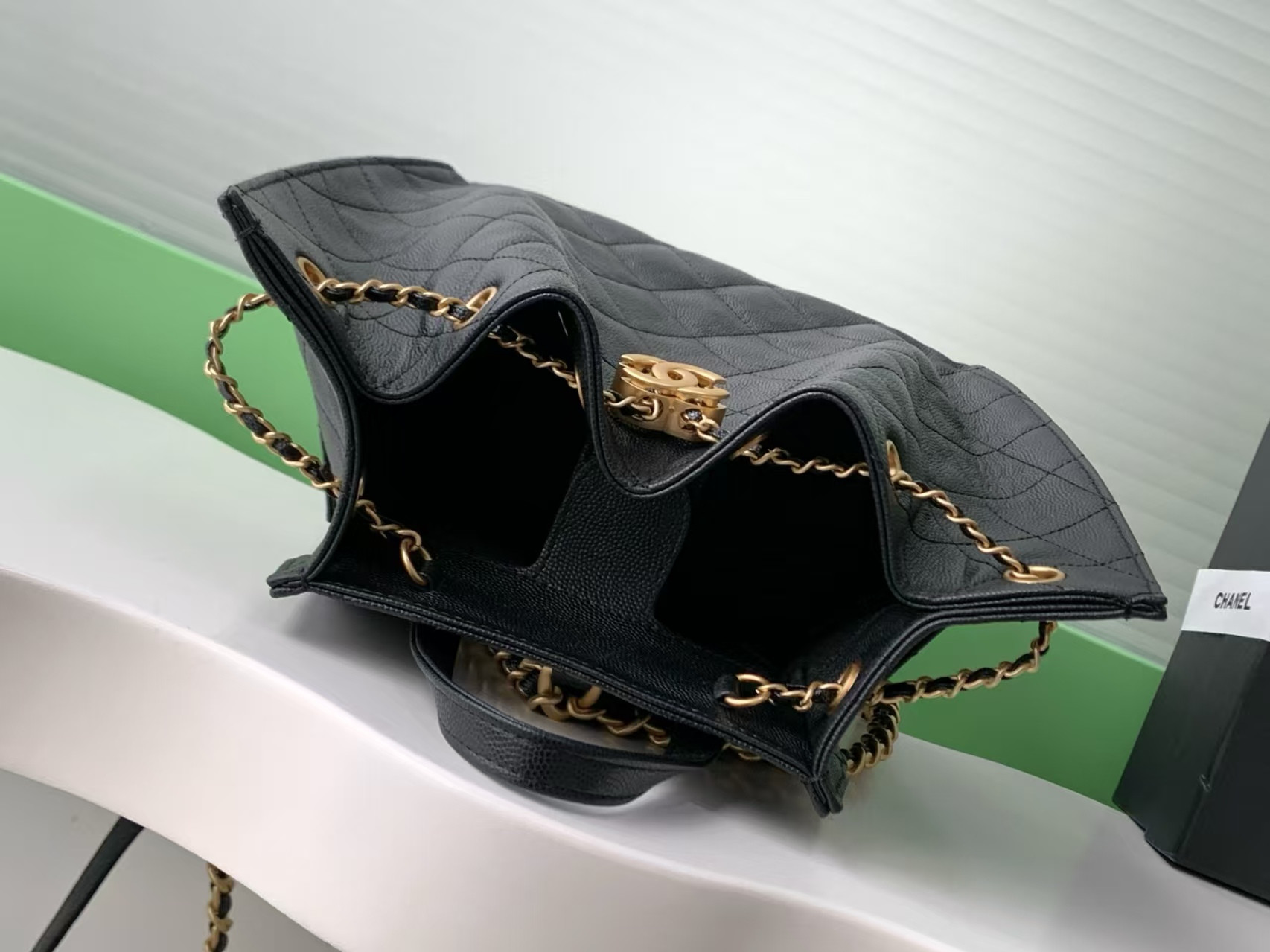 Chanel 25 Medium Backpack AS5600 23x23x14cm