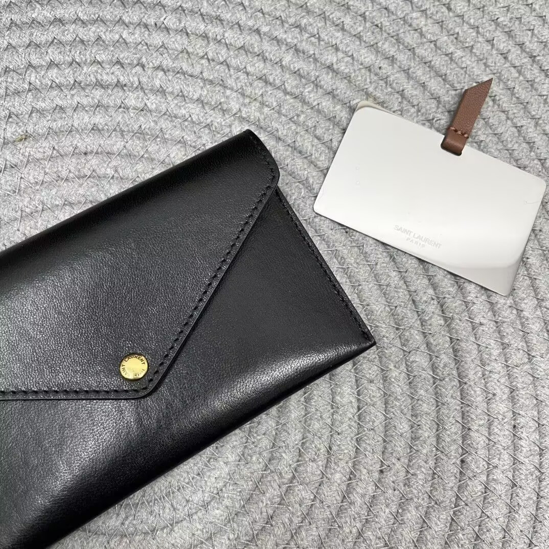 YSL LOULOU MEDIUM IN MATELASSÉ LAMBSKIN 29x17x8cm