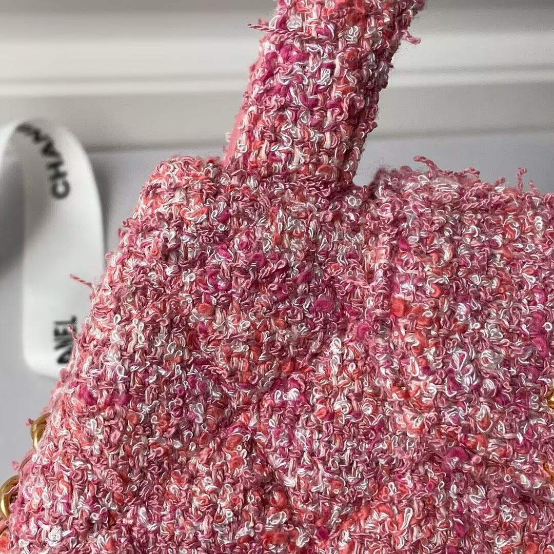 Chanel Mini Shopping Bag 19x13x7cm