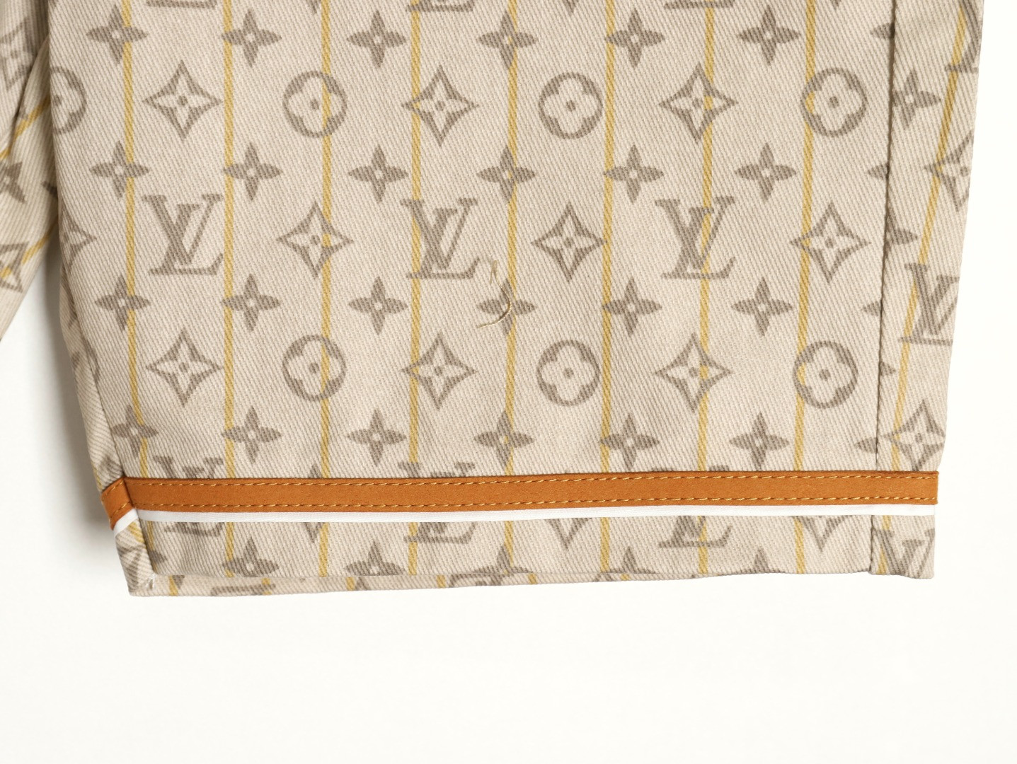 LOUIS VUITTON LV shorts