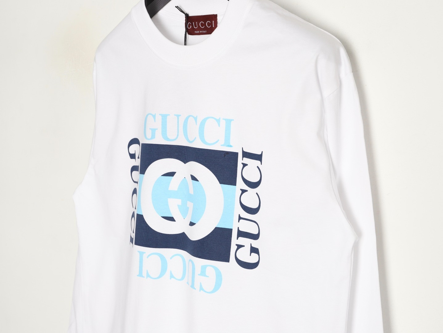 Gucci Long-sleeved T-shirt
