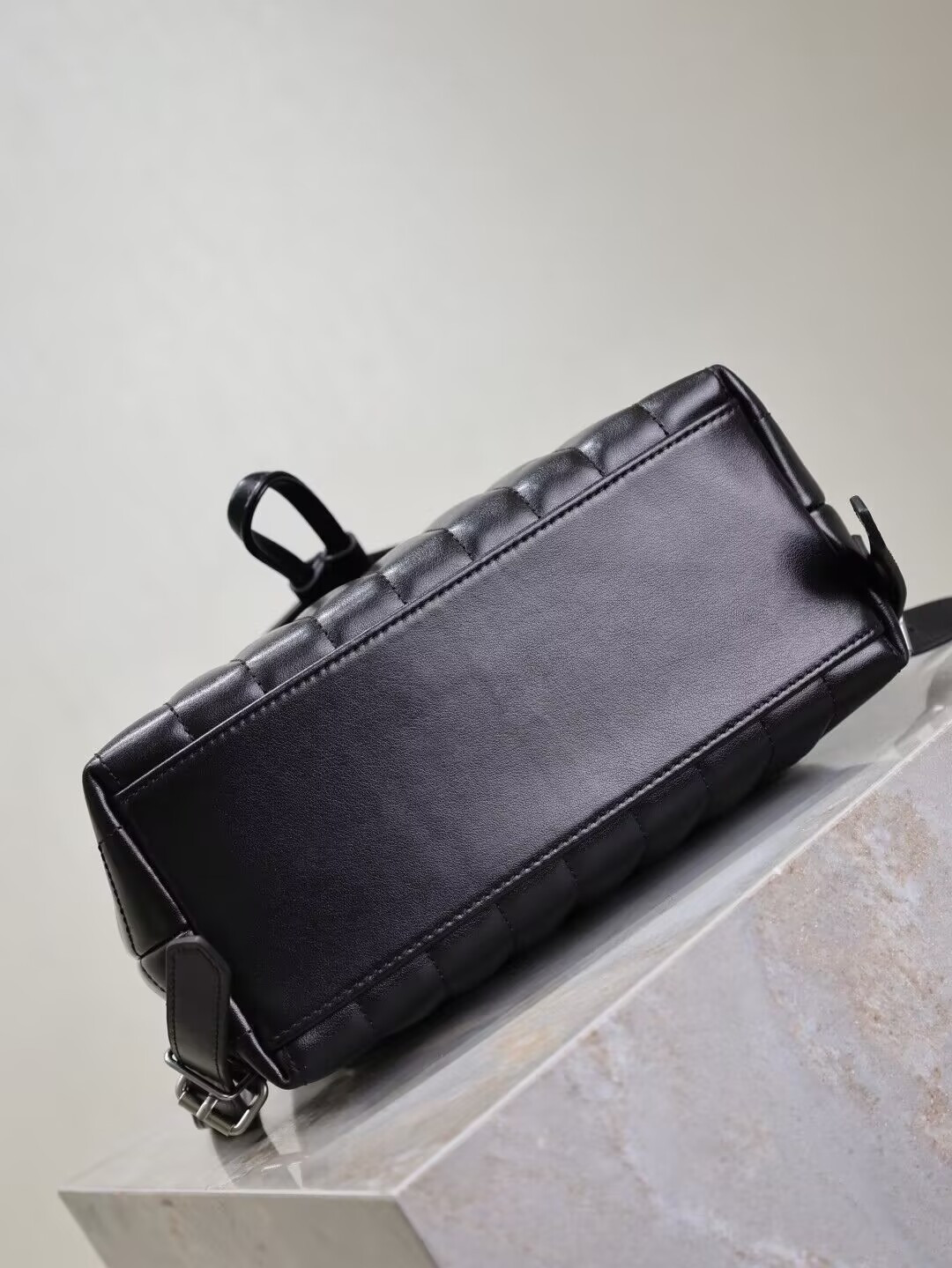 YSL LOULOU BACKPACK BLACK 26x22x11cm