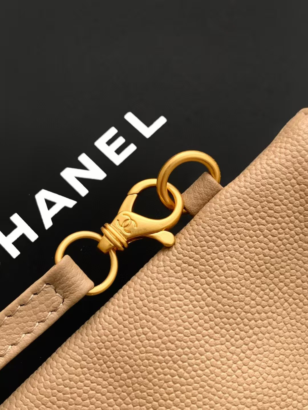 CHANEL 25C Bucket BAG 40x30x15cm