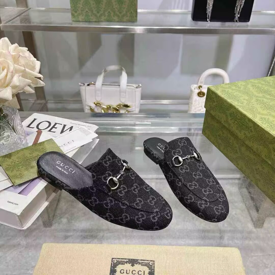 UA GUCCI PRINCETOWN SLIPPER