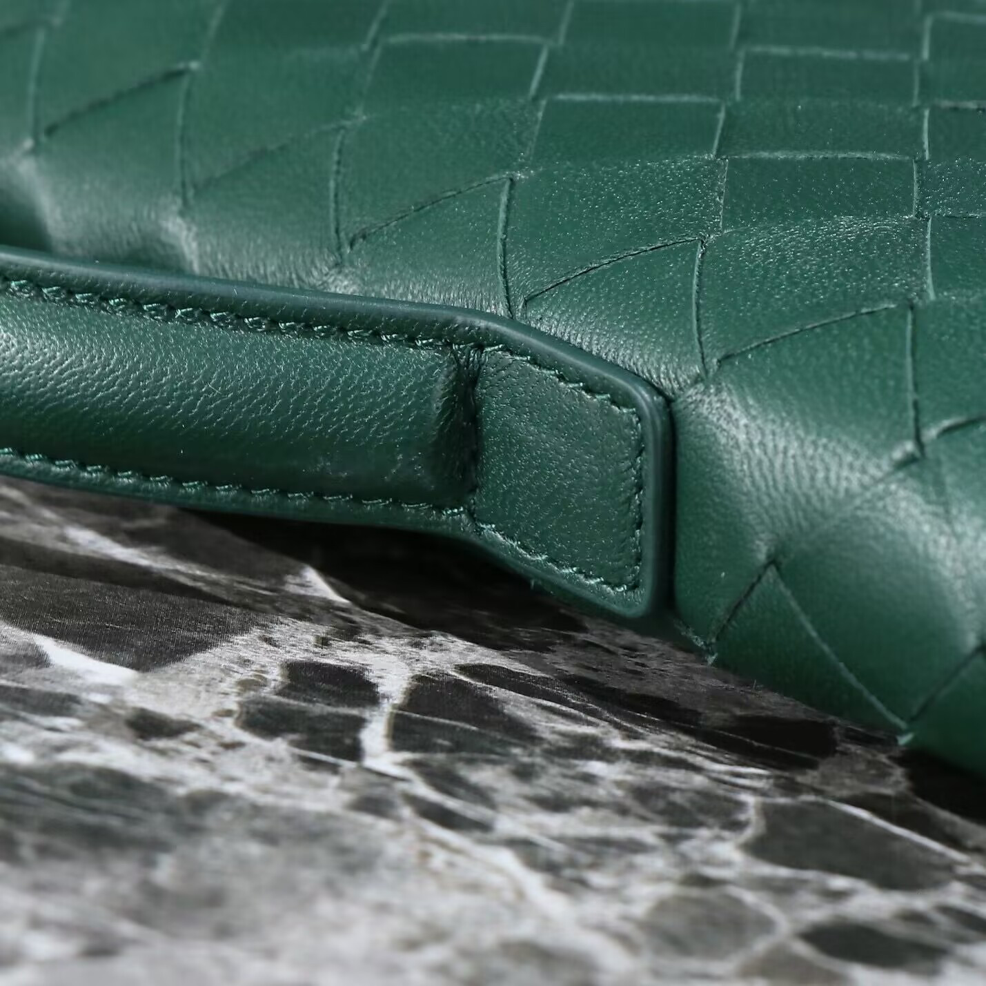 BOTTEGA VENETA Long Clutch Andiamo With Handle Fondant 31x13x3cm