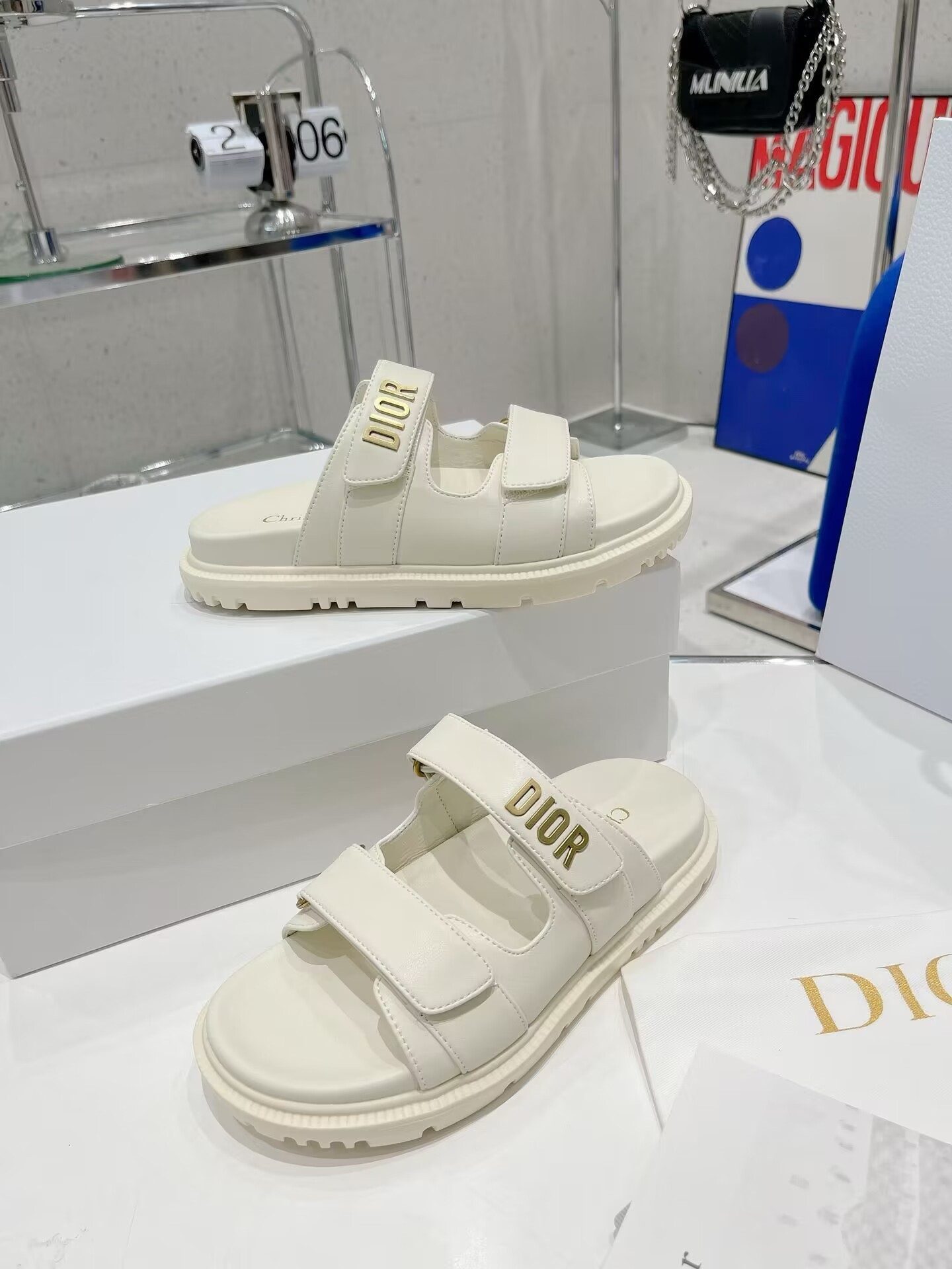 UA DIOR DIORACT SANDAL WHITE
