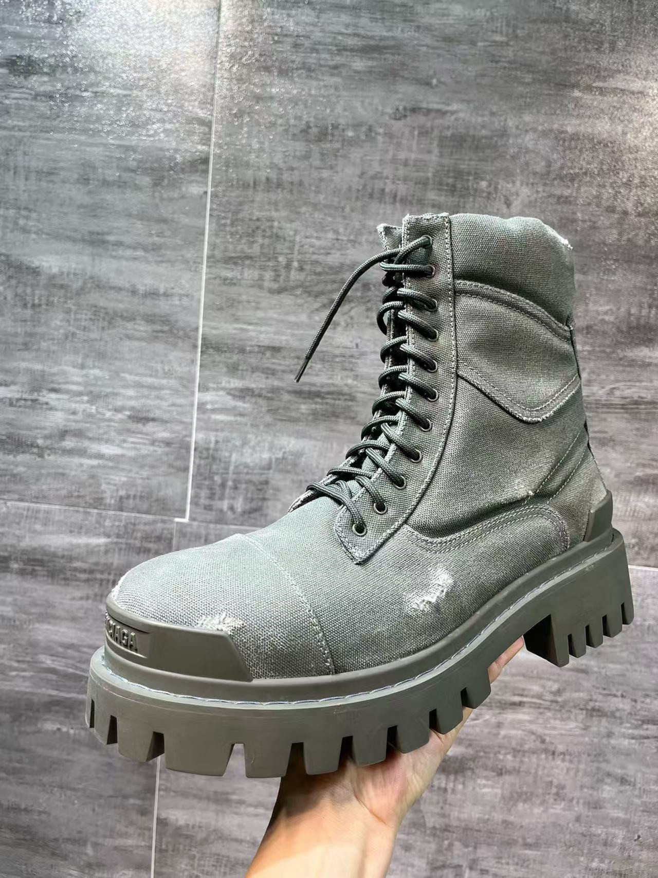UA Balenciaga MEN