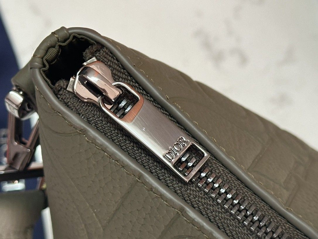 Dior Weekender 25 31x18x12cm