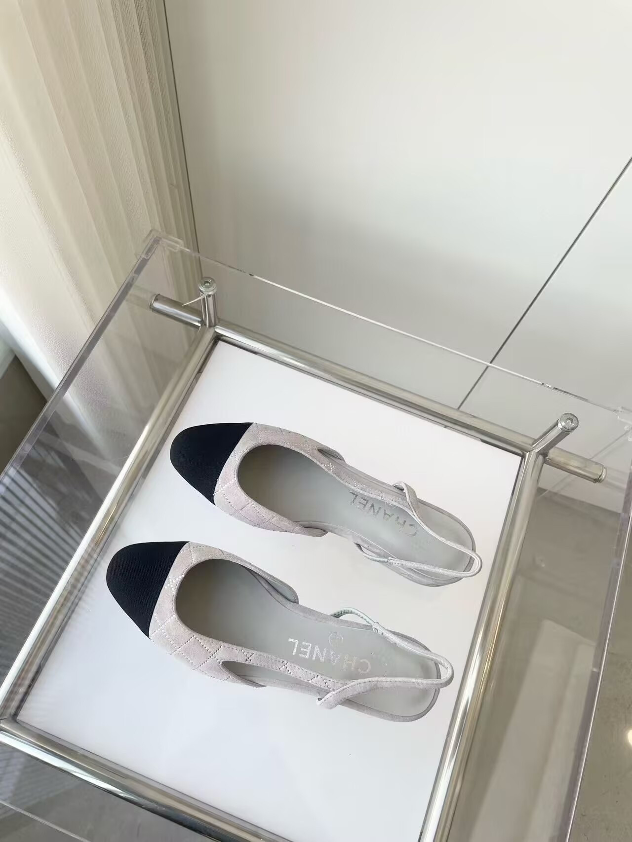 UA CHANEL SLINGBACKS FLAT