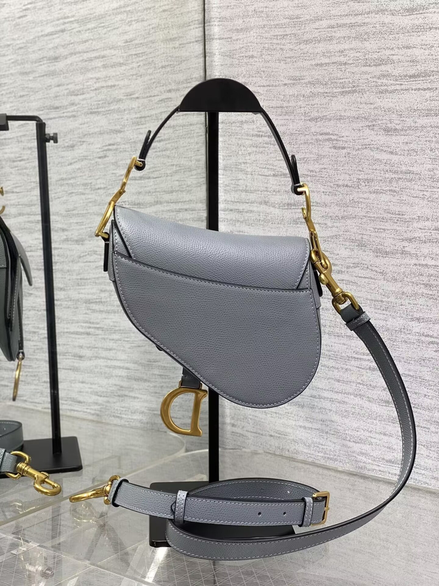 Dior Micro Saddle Bag 17x5x15cm