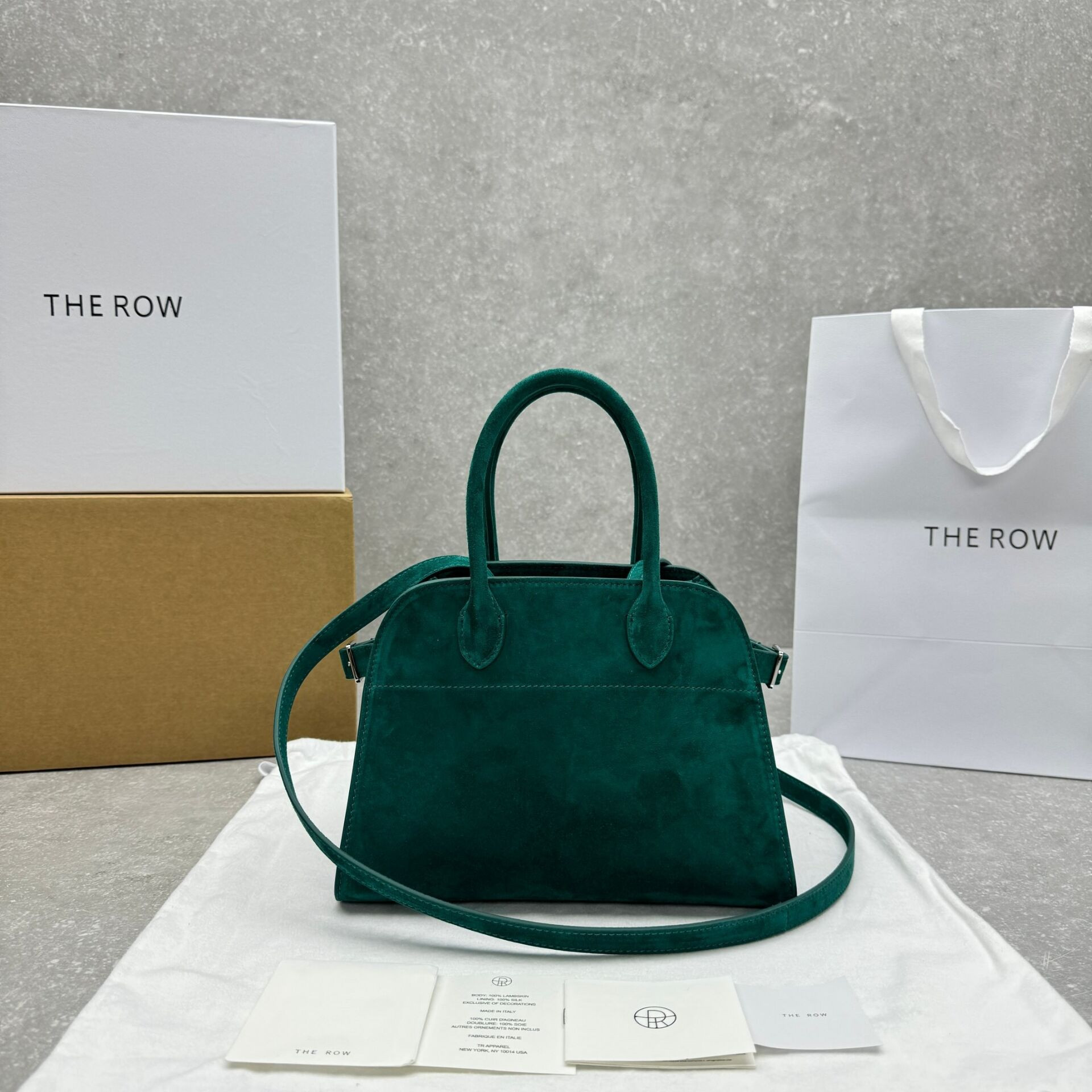 THE ROW Soft Margaux 10 Bag 26x17.5x21cm