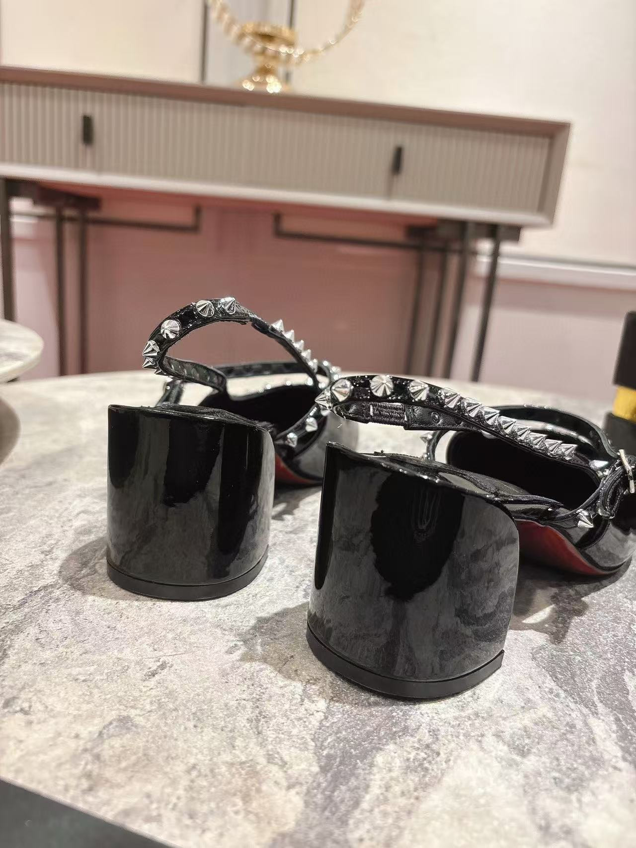 UA Christian Louboutin Mary Jane Pumps Janispikes Slingback Pumps