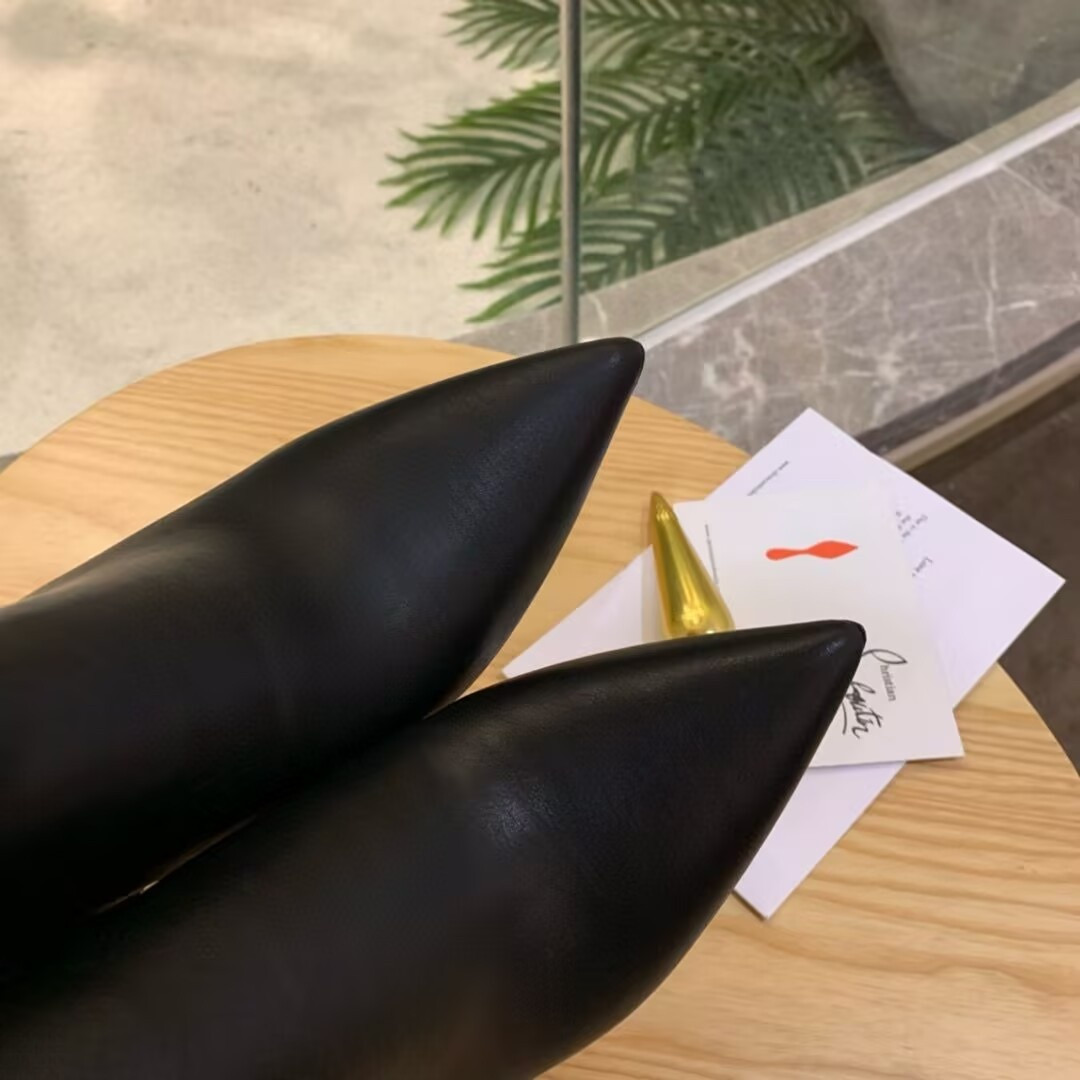 UA Christian Louboutin Miss Z Booty 100 mm Low Boots Calf leather Black