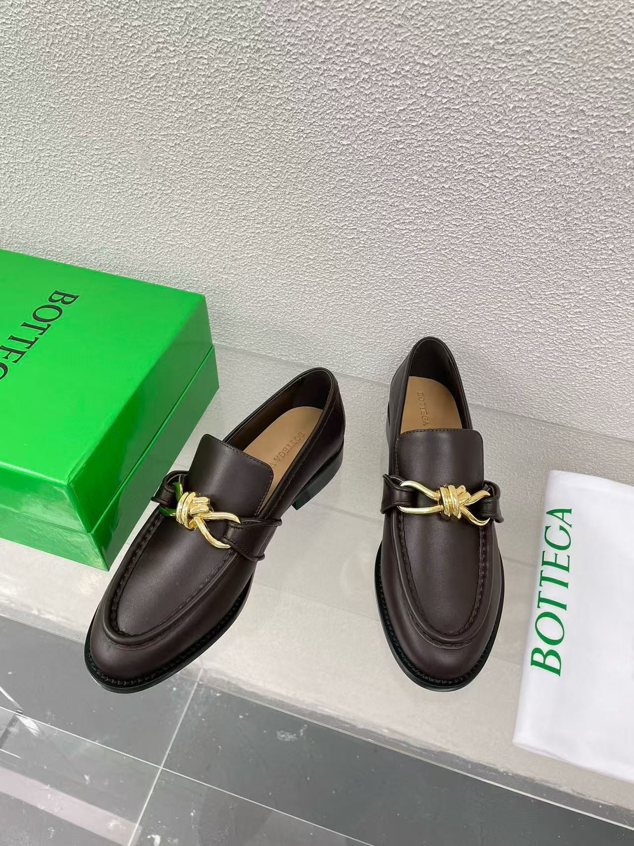 UA Bottega Veneta Loafers Shoes