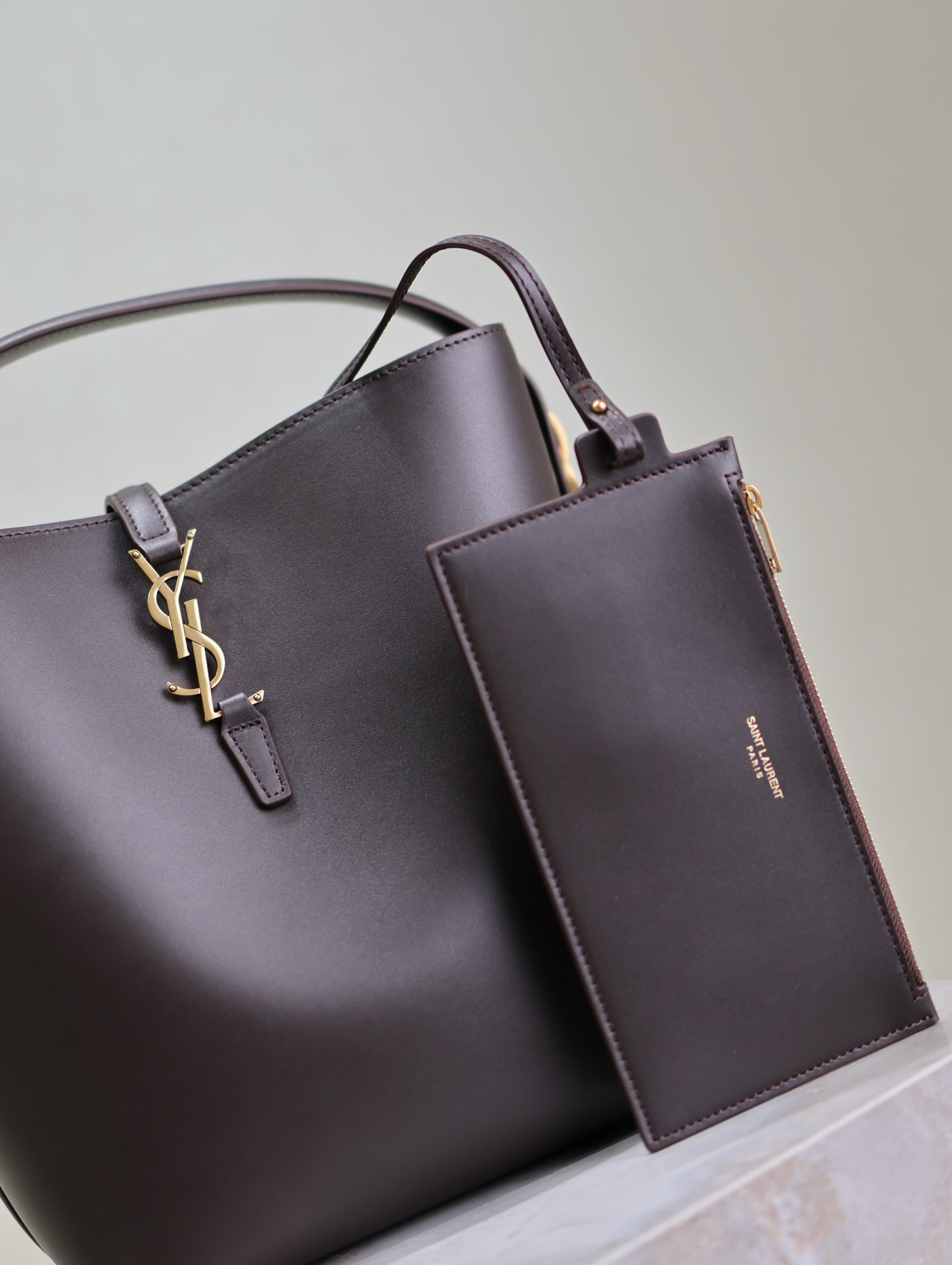 YSL LE 37 In Shiny Leather 26x20x12cm