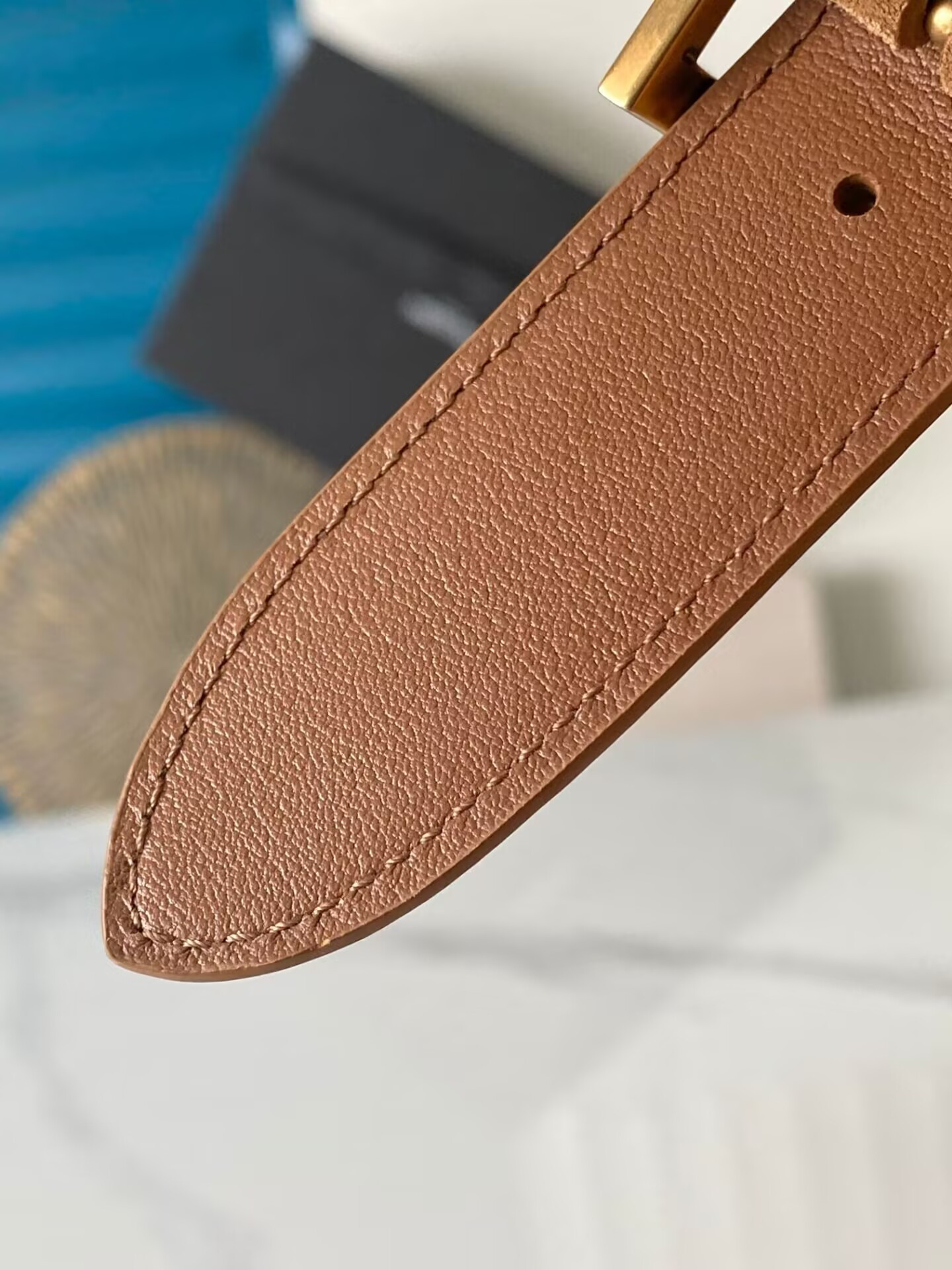 YSL LE 5 À 7 SUPPLE LARGE IN SUEDE 30 X 31 X 13 CM