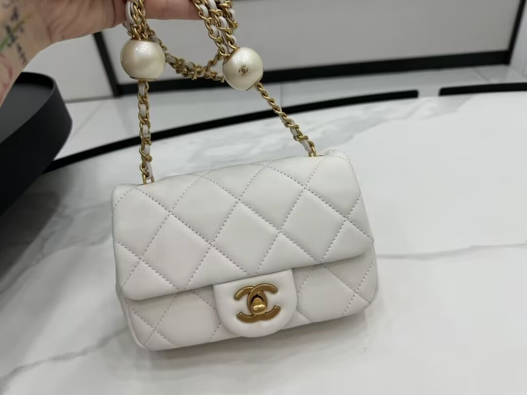 CHANEL MINI CLASSIC HANDBAG Pearl Chain 11.5x17x5cm