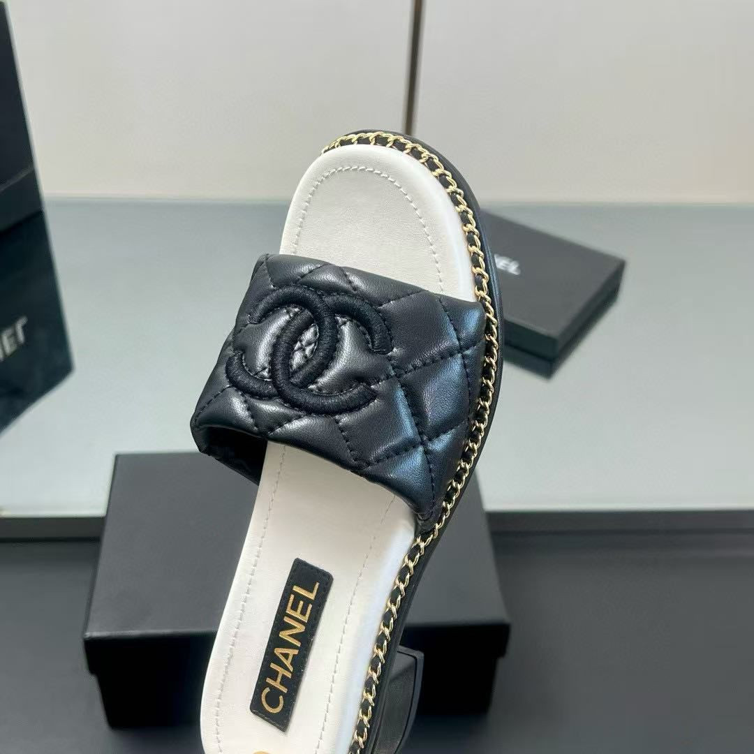 UA Chanel mules