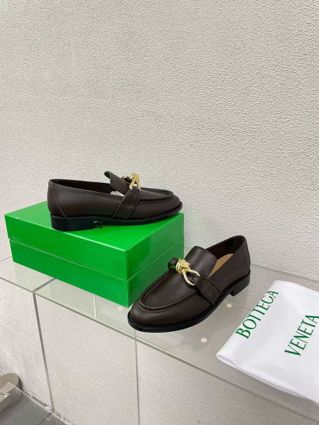 UA Bottega Veneta Loafers Shoes