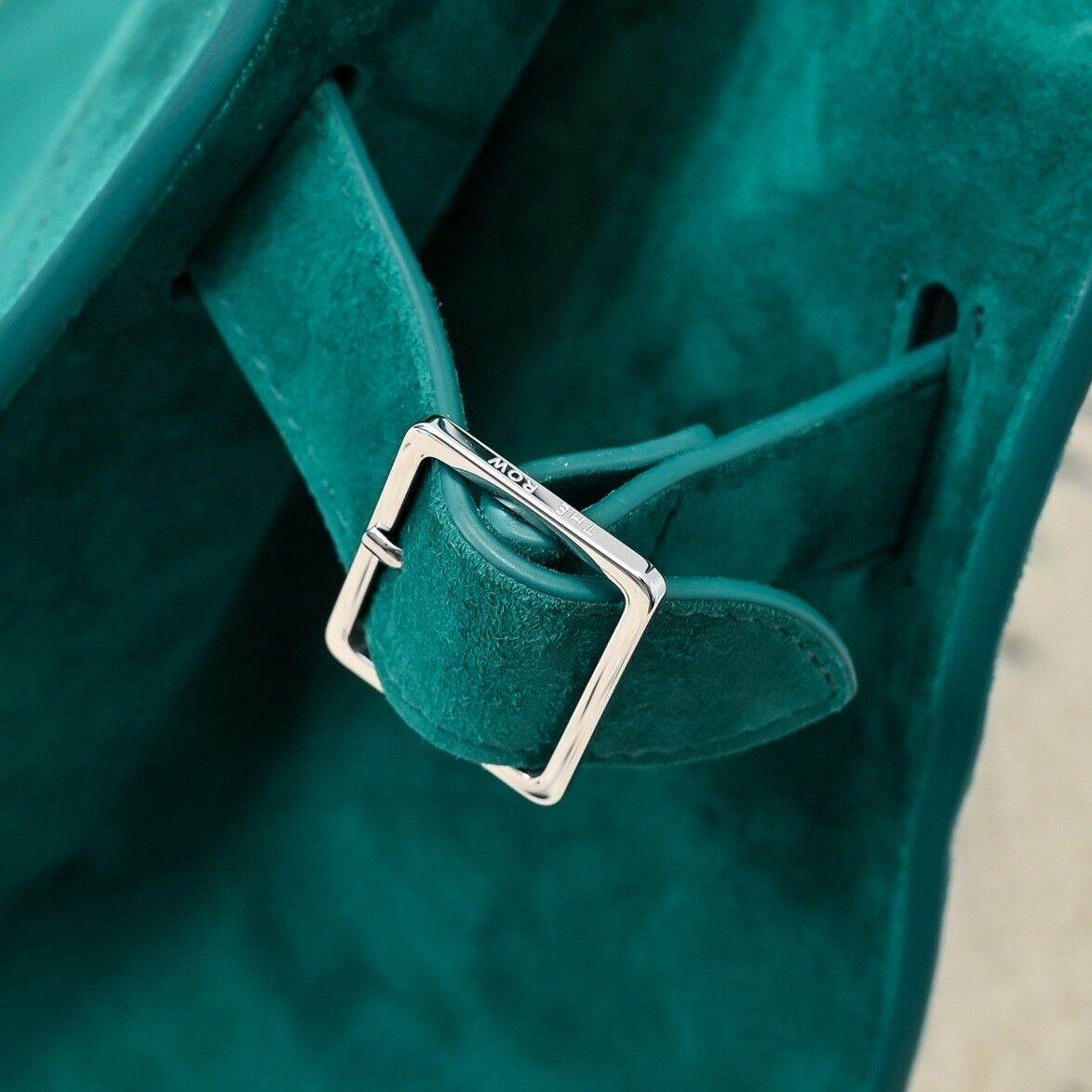 THE ROW Soft Margaux 12 Bag 32x15x25cm