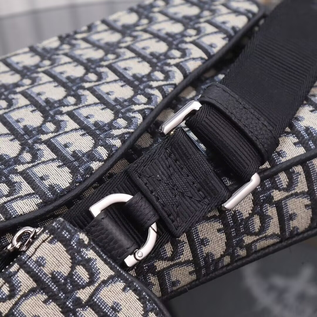 Dior Saddle Triple Pouch Beige and Black Dior Oblique Jacquard 18x25x5cm