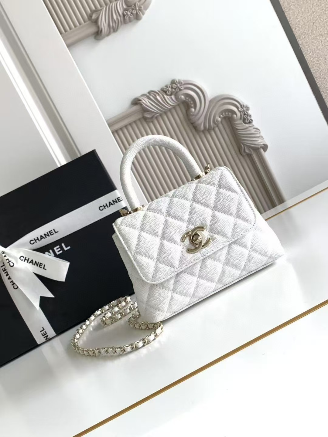 Chanel coco handle nano 11.5x14.5x5.5cm