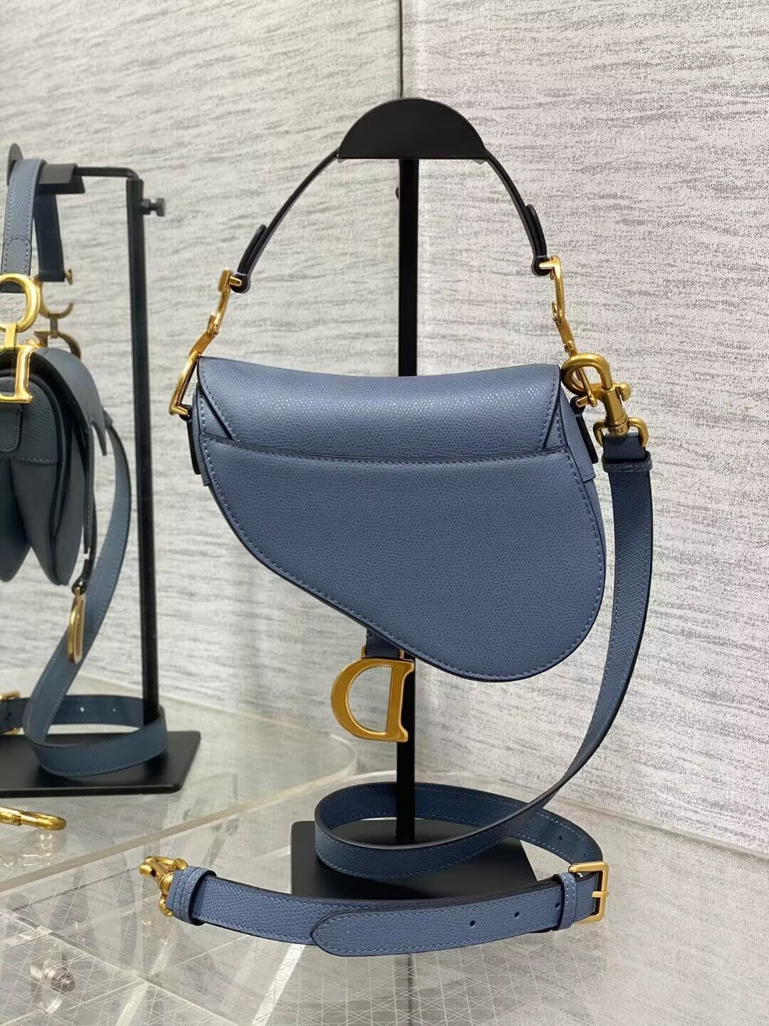 Dior Mini Saddle Bag 17x5x15cm