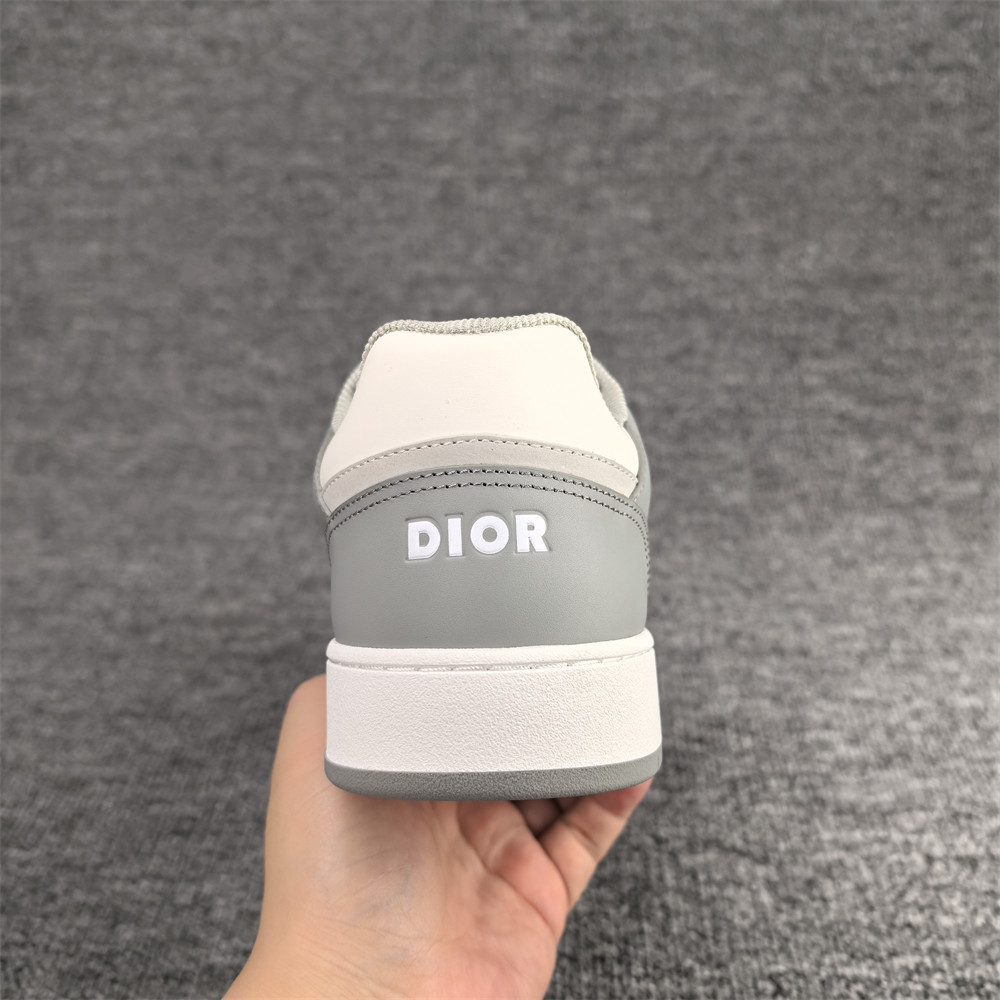 UA Dior Sneaker