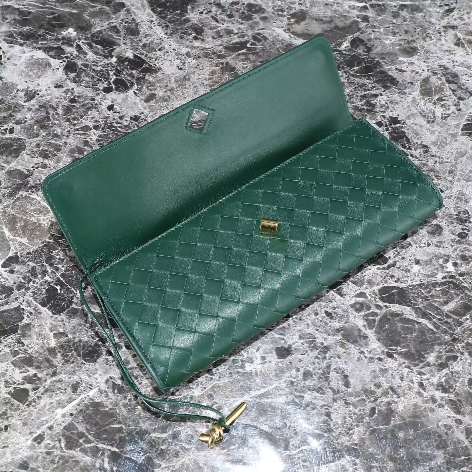 BOTTEGA VENETA Long Clutch Andiamo With Handle Fondant 31x13x3cm