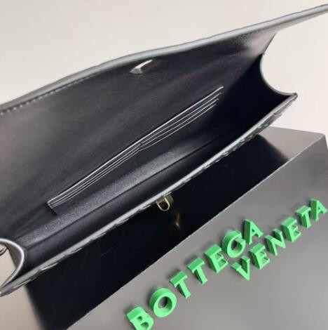 BOTTEGA VENETA Long Clutch Andiamo With Handle Black 31x13x3cm