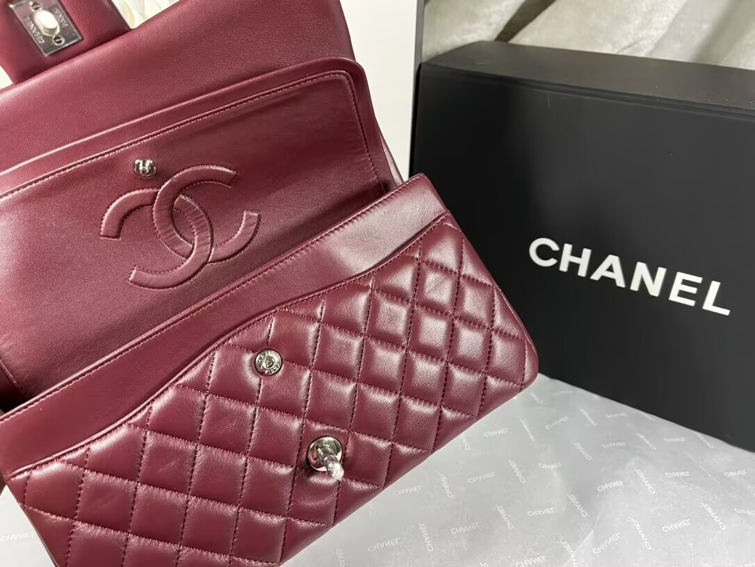 Chanel CLASSIC 11.12 HANDBAG 15.5 × 25.5 × 6.5 cm