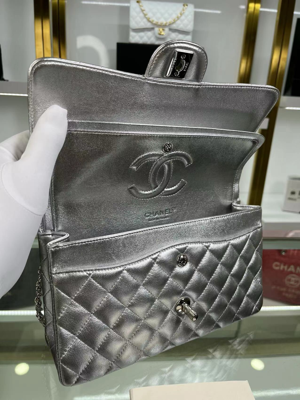 chanel Classic Flap a01112 SILVER 15.5×25.5×6.5cm