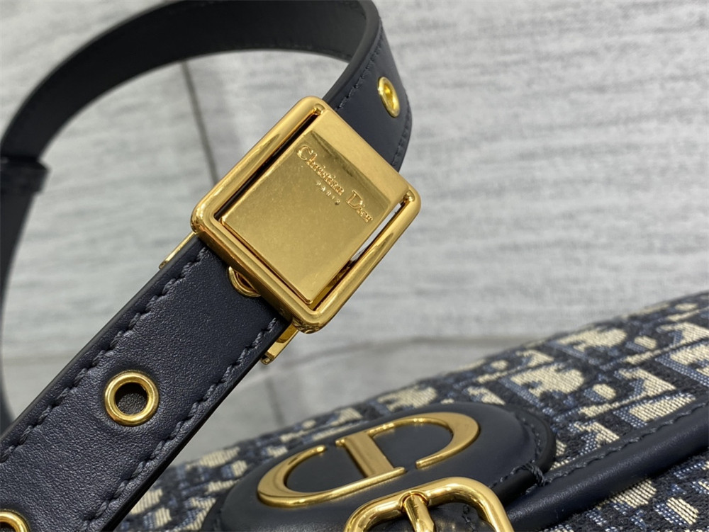 MEDIUM DIOR BOBBY BAG Blue Dior Oblique Jacquard