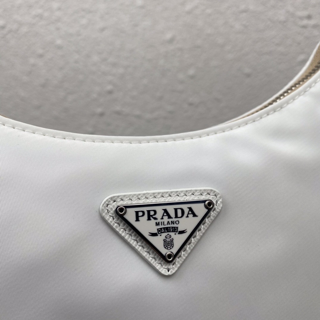Prada Re-Edition 2005 Re-Nylon bag white