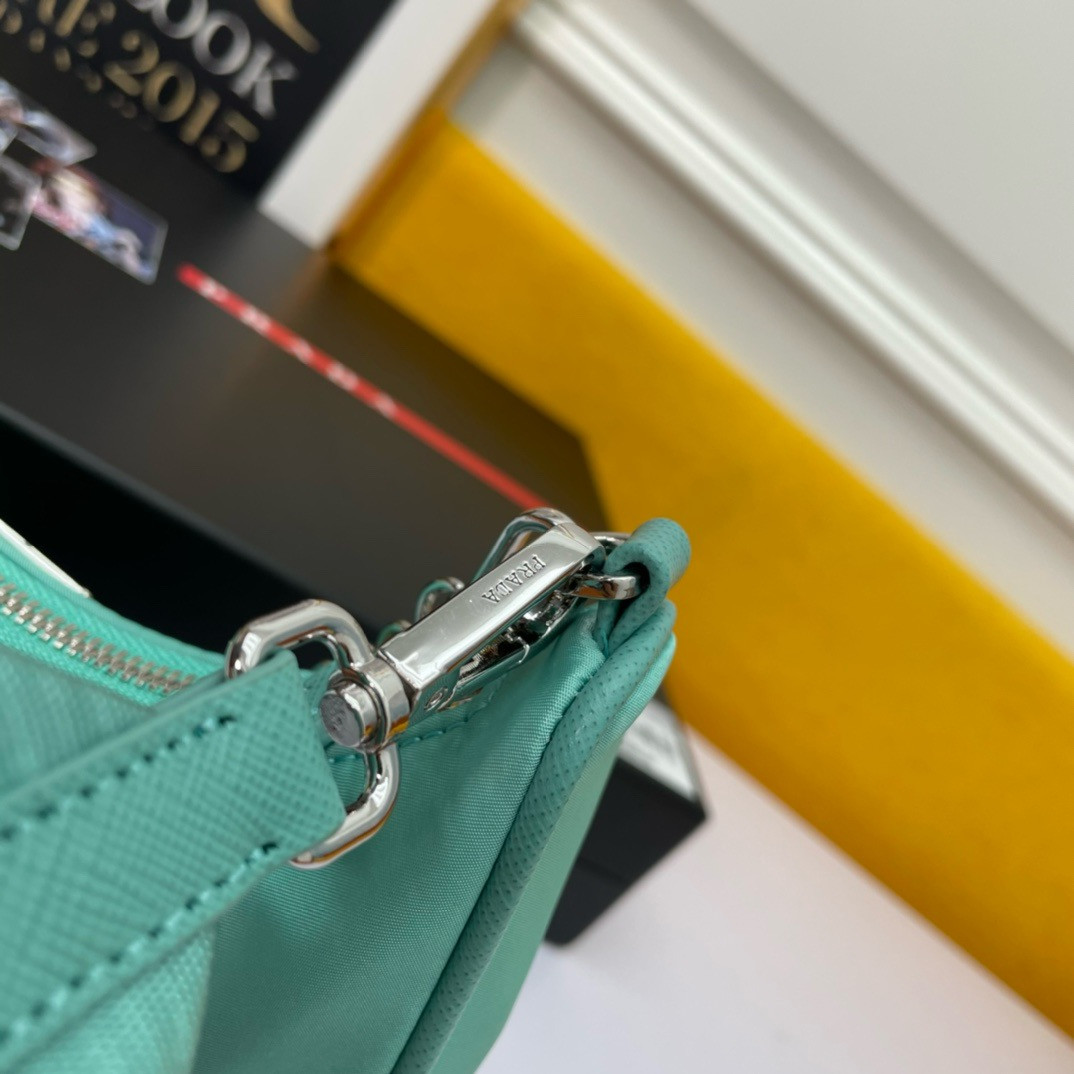Prada Re-Edition 2005 Re-Nylon bag dark green