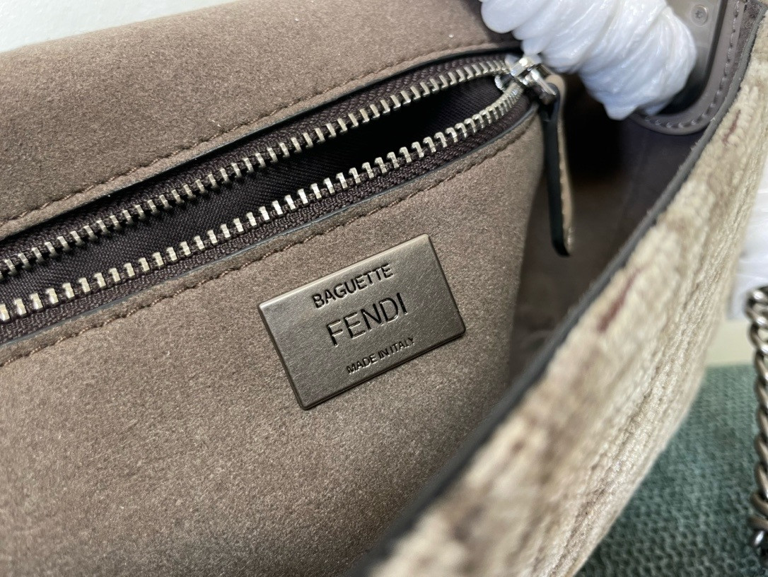 Fendi Baguette Chain Midi dove gray tapestry fabric bag with FF motif SILVER 14.5x7x24 cm