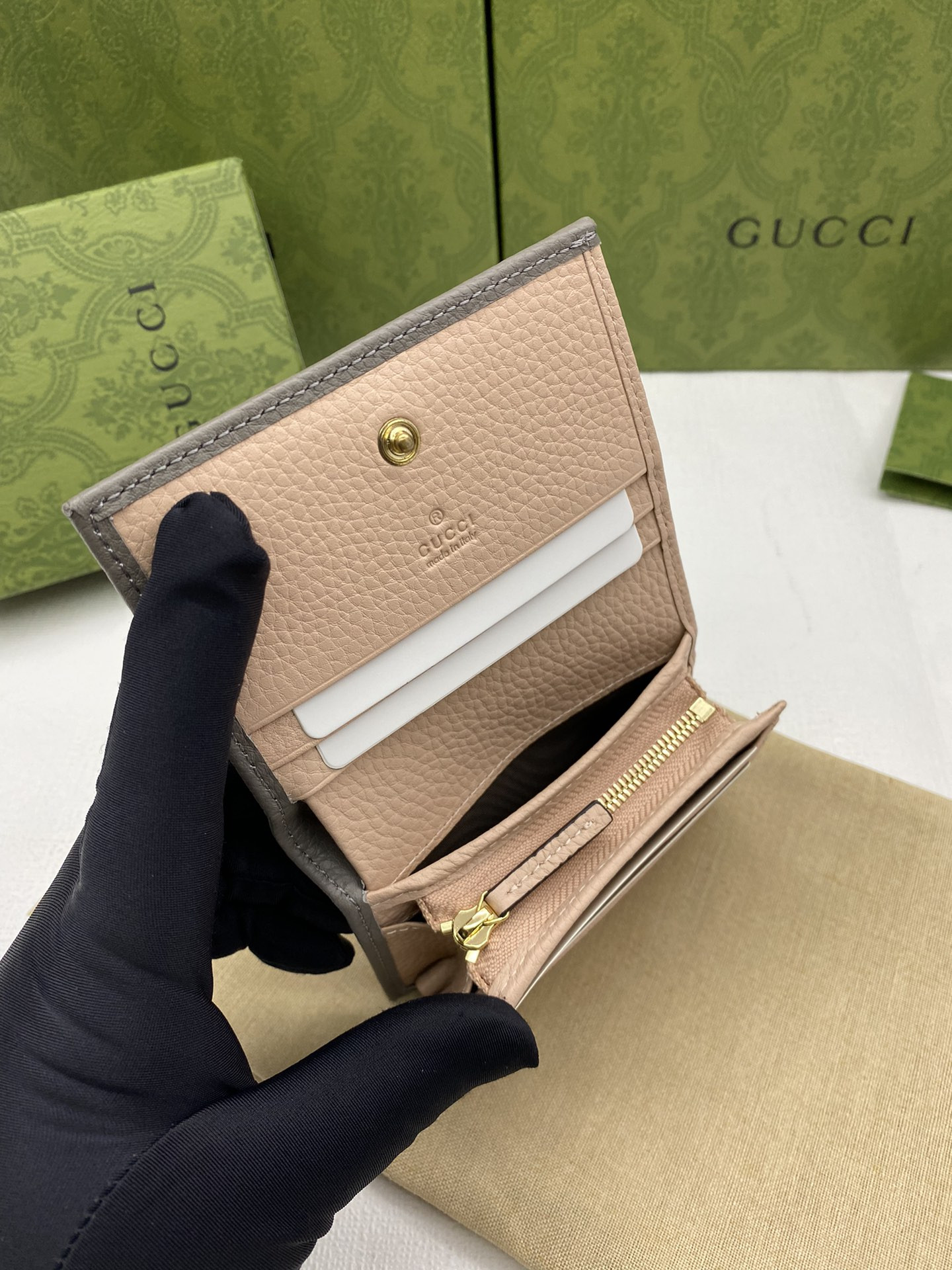 GUCCI HUHU card wallet 11x8.5x3cm